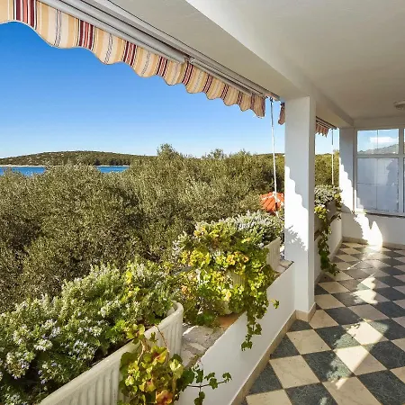 Дом отдыха Franka By Interhome Kraj (Zadar)