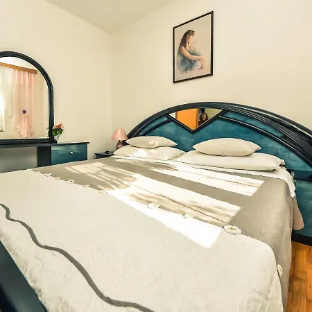 Dom wakacyjny Franka By Interhome *